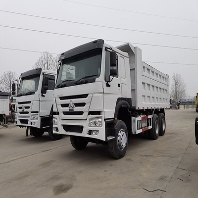 Υπηρεσία μετά την πώληση 3 έτη 8X4 12 Τεχνη 50 τόνων Χρησιμοποιούμενο Sinotruk HOWO