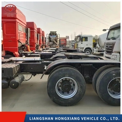 2021 2022 2023 Sinotruck Sitrak C7h G7 4X2 6X4 Τρακτικό φορτηγό 8,2 τόνων Σχεδιασμός ελαστικών χωρίς σωλήνες