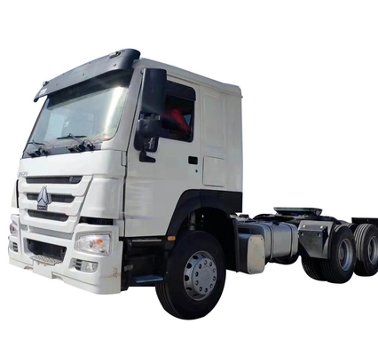 1 έτος Υπηρεσία μετά την πώληση 6X4 371HP 375 Τροχαίο Τρακτικό Κεφαλάκι με μέγιστη ροπή Nm 500-1000nm