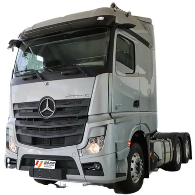 6×4 Sinotruk Χρησιμοποιημένα φορτηγά ελκυστήρα HOWO με πιστοποίηση ελαστικών GCC και τροχιά κίνησης 6×4