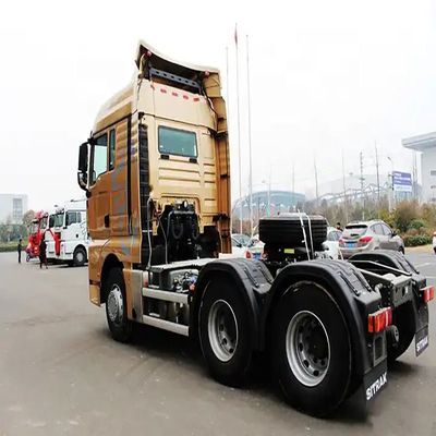 Sinotruck HOWO Τρακτικό κεφάλι Τροχαίο κινητήρα χωρητικότητα&gt; 8L για την απόδοση βαρέων φορτηγών