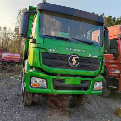 Σχεδιασμός ελαστικών χωρίς σωλήνες 400HP 35 τόνων 6X4 8X4 Actros Shacman Τρακτέρ φορτηγό για το 2023