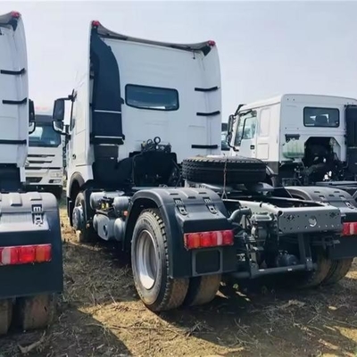 Κεφαλή φορτηγού HOWO T7 A7 Sitrak LNG CNG Τράκτορα Κεφαλή φορτηγού 1 έτος Υπηρεσία μετά την πώληση