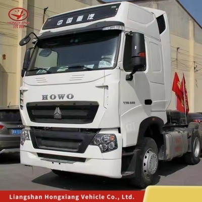 Σάντονγκ Sinotruk HOWO T7 φορτηγό ελκυστήρα με κινητήρα ντίζελ μπροστά και ελαστικά 12.00r20