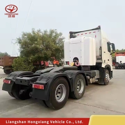 Καυτό HOWO T7 6X4 Μεθάνιο ελκυστήρα φορτηγό κινητήρα χωρητικότητα&gt; 8L και 1 έτος υπηρεσία μετά την πώληση