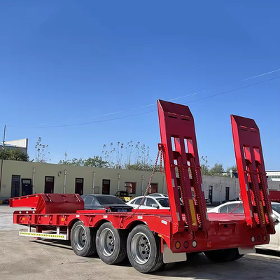 Κατώτατο κρεβάτι τροχόσπιτο Lowboy Flatbed Truck Iron Tread 1820mm Heavy Duty 3 Άξονες 100t