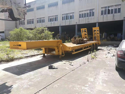 Προσαρμόσιμο διπλό τριάξολο 40FT επίπεδη υπόστεγο ημιπροωθητήρα με επίπεδο σχέδιο