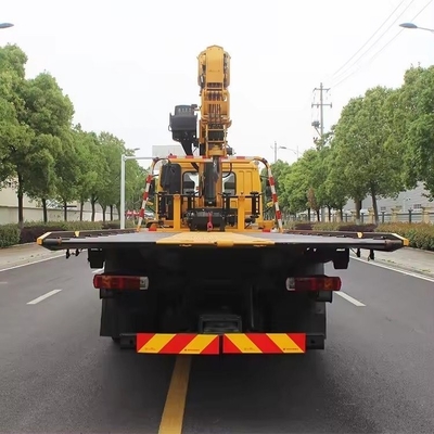 Qing Ling 4*2 Low Angle Full Land Flatbed Tow Truck Wrecker για τεχνική υποστήριξη σε απευθείας σύνδεση