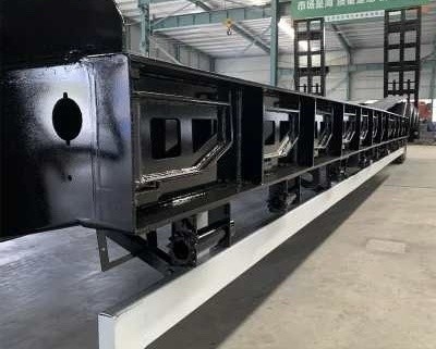 3 άξονας 60 τόνων κάτω κατάστρωμα επίπεδο κατάστρωμα χαμηλό κρεβάτι ημικυριόδρομο για τη μεταφορά βαρέων φορτίων