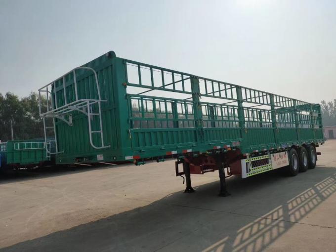 China′s New 3-Axis Fruit and Vegetable Livestock Semi-Trailer Pile Fence Dry Semi-Trailer